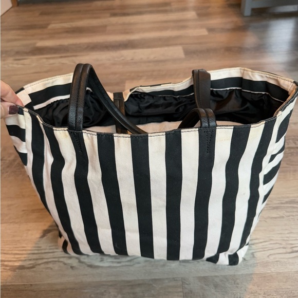 Victoria Secret Canvas Black White Stripe Logo Travel Beach Tote Weekender Bag - Picture 3 of 4